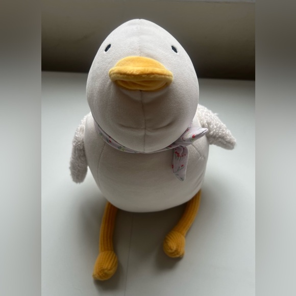 Goose Kids' Mini Weighted Plush Throw
Pillow White - Pillowfort™ - Picture 10 of 14